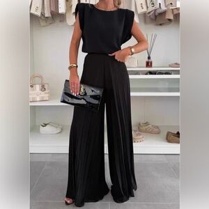 Ivora Two Piece Pleated Set